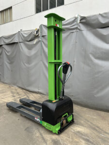 portable self loading forklift